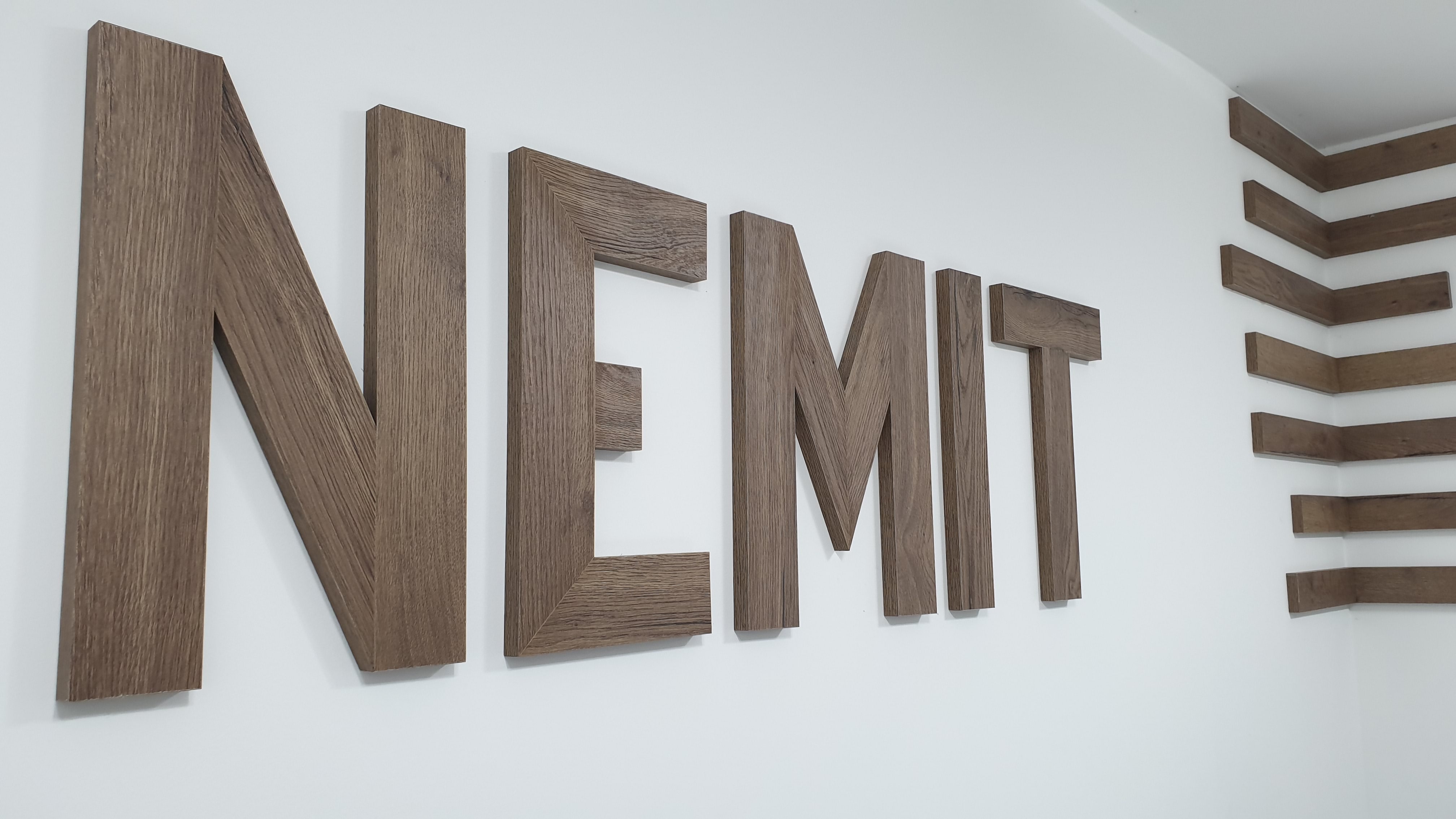 Namestaj za poslovni prostor - 11